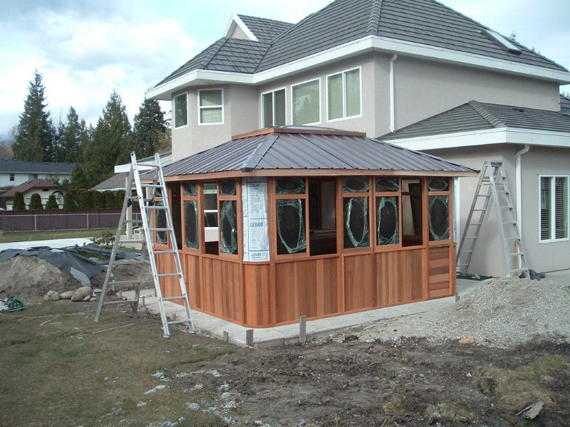 Cedar hot tub enclosure installation