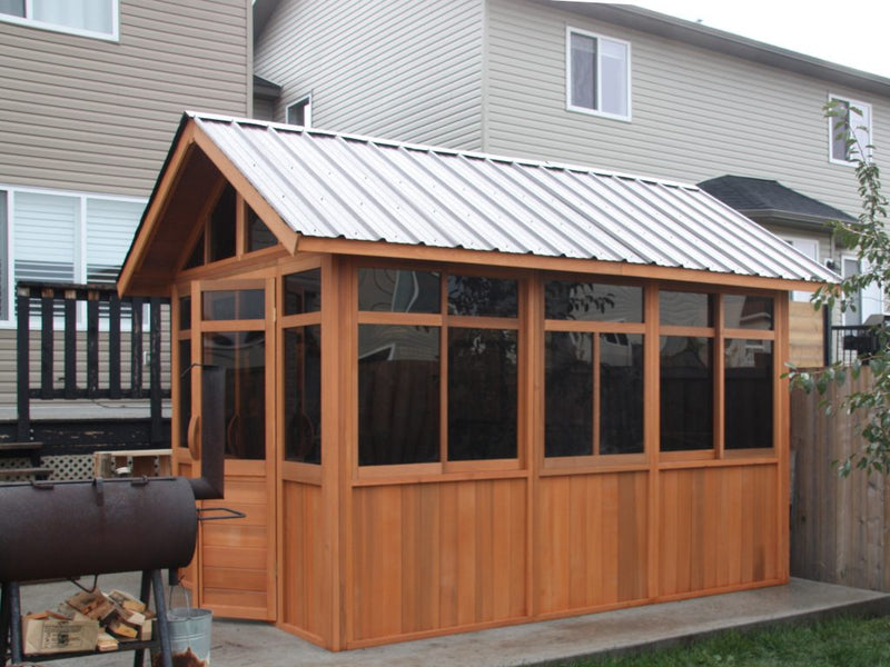 Cedar hot tub enclosure installation